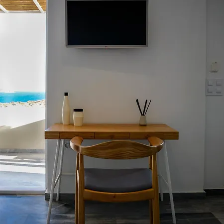 Pharos 아파트호텔