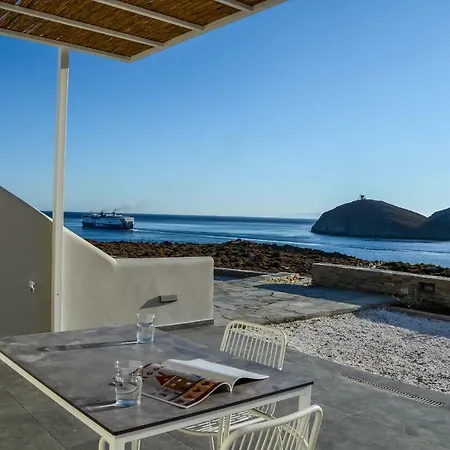 Pharos 아파트호텔 4*