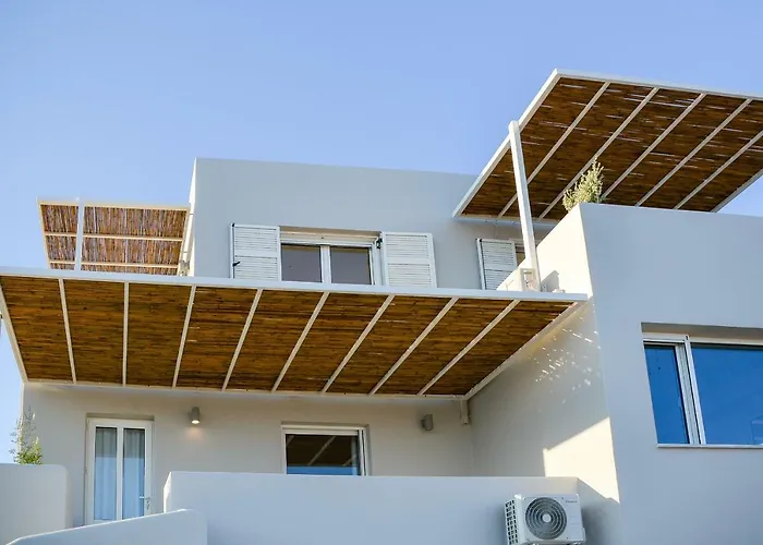 Pharos Lägenhetshotell 4*