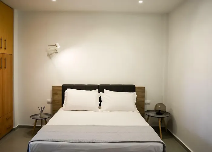 Pharos Lägenhetshotell